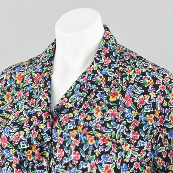 Vintage 80s Short Sleeve Black Floral Blouse Women's Petite Size 10 - Picture 7 of 10